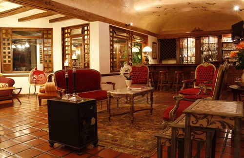 Paute Hotel | Uzhupud Garden Hotel & lodge