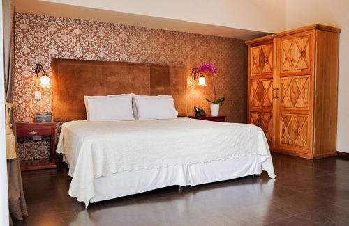 Paute Hotel | Uzhupud Garden Hotel & lodge