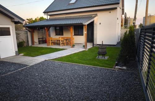 Dunajska Streda House | Víkendový dom Hlboká