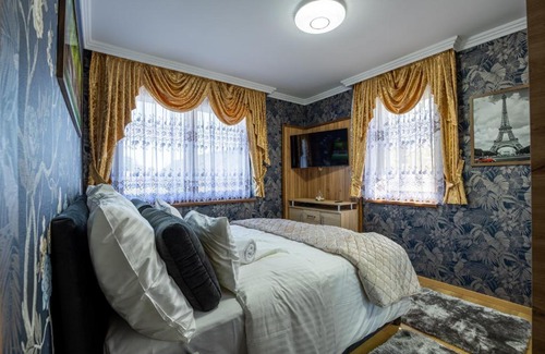 Tiszakecske Bed & Breakfast | Vörös Álom Panzió