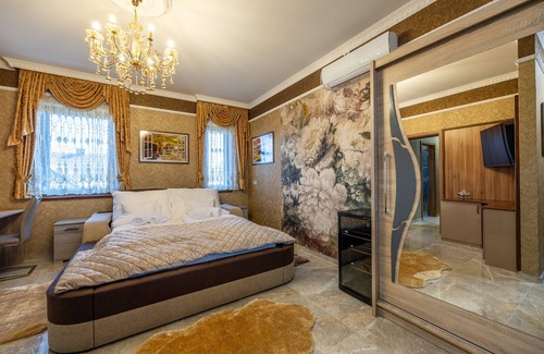 Tiszakecske Bed & Breakfast | Vörös Álom Panzió