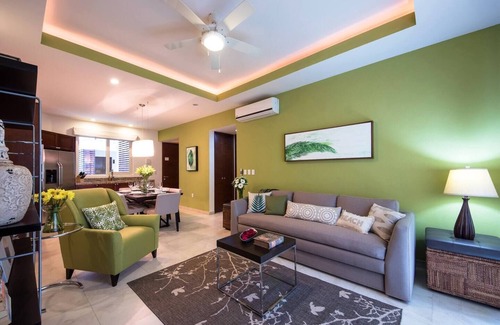 Romantic Zone Condo | V399-Apt 206-CASA TOBY. Modern, QUIET condo in the heart of Zona Romantica