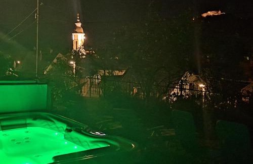 Nagymaros Apartment | V4 Kilátóterasz Apartmanok Emelet