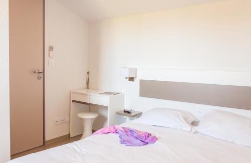 Latour-Bas-Elne Apartment | Vacancéole - Les Demeures Torrellanes - Saint-Cyprien