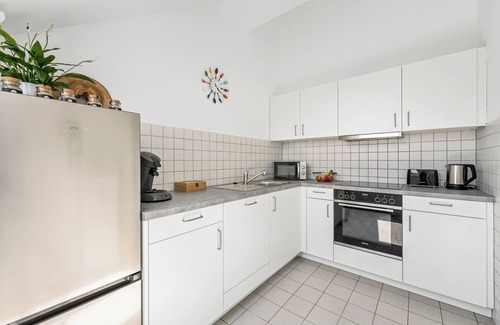 Neckarsulm Apartment | Vacation apartment Hirschegg, 2 x bath 5Z 10 beds kitchen 2 parking spaces, WLAN