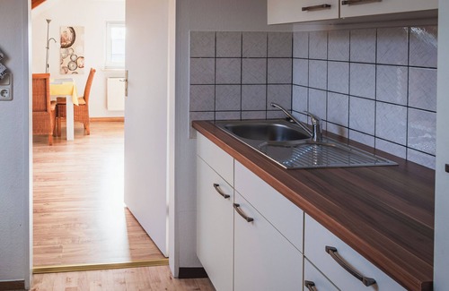 Hahnlein Apartment | Vacation apartment Johann-Valentin-May Straße with two separate single bedrooms