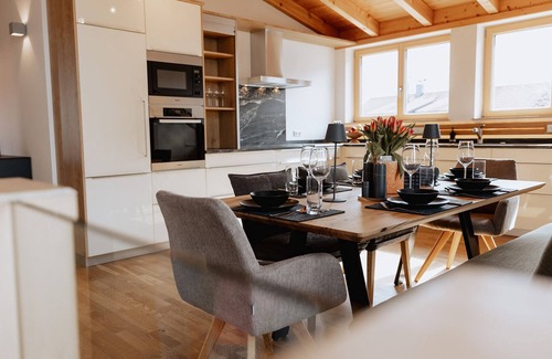 Oy Apartment | Vacation apartment/apartment for 7 guests with 125m² in Oy-Mittelberg (272054)