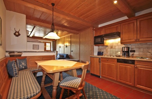 Ruhpolding Apartment | Vacation apartment Alpenpanorama, 68sqm, with balcony, kitchenette, WLAN