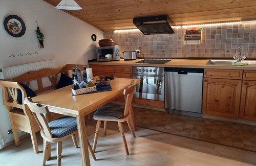Siegsdorf Apartment | Vacation apartment Abendsonne, 43 m², balcony, pool, WLAN