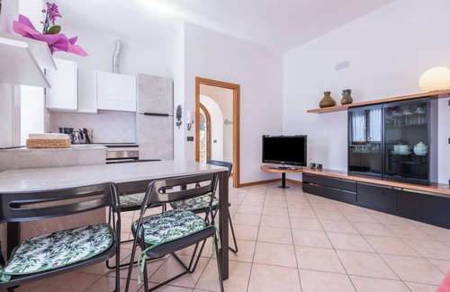 Canale di Tenno Apartment | Vacation Apartment "Ania Vista Castello" with Mountain View & Terrace