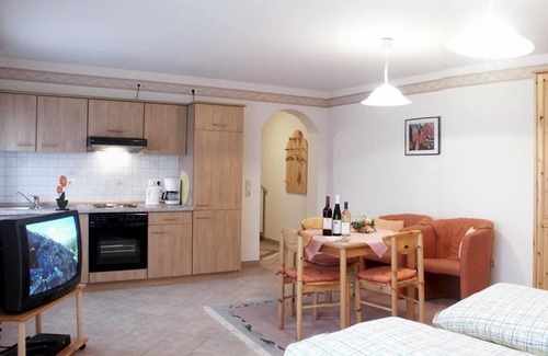 Oberemmel Apartment | Vacation apartment BURGUNDER - Weingut-Ferienwohnungen Lorenz - vacation guests only