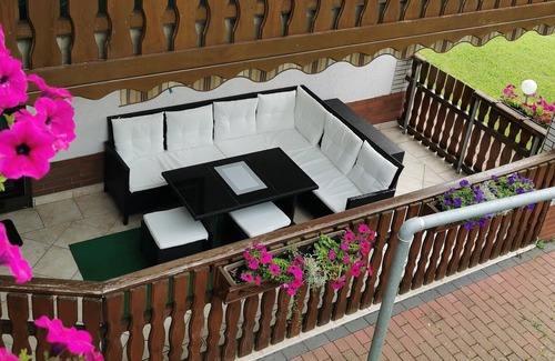 Grebenstein Apartment | Vacation Apartment Casa RoNi