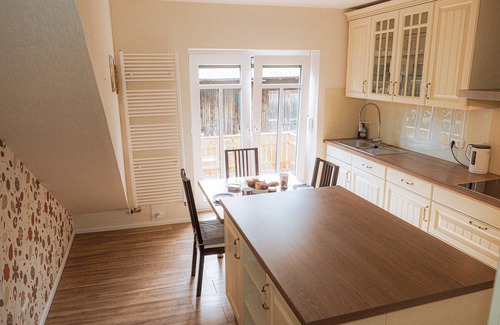 Osterstedt Apartment | Vacation apartment on a remaining farm in a quiet location between the North Sea and the Baltic Sea