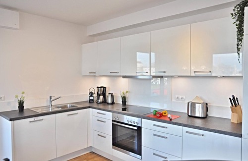 Laboe Apartment | Vacation apartment Portland J3 with balcony in Haus Hafenblick in Laboe