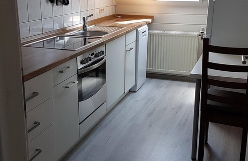 Hellenthal Apartment | Vacation apartment Zur schönen Aussicht - 4-bed vacation apartment with shower and bath/WC, 2