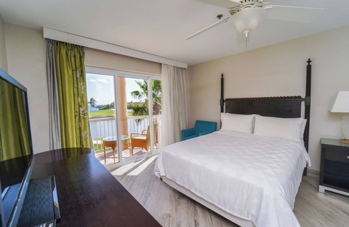 Crystal Harbour Resort | Vacation At its Finest! Pool, Near North Sound Golf Club, Seven Mile Beach