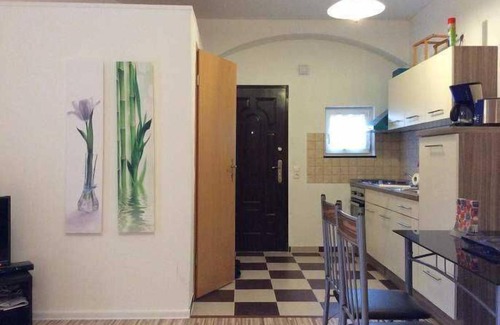 Leubnitz-Neuostra House | Vacation cottage Mockritz