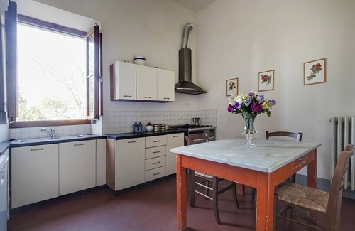 Vicchio Villa | vacation holiday large villa rental, italy, near florence, tuscany, countryside, pool, view, wi-fi internet, short term