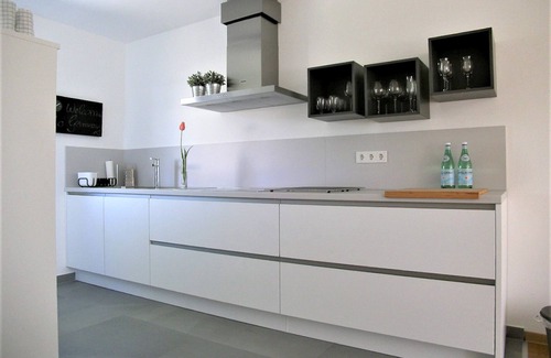 Bad Mingolsheim Apartment | Vacation home, 100sqm, garden and terrace, 3 bedrooms, max. 5 persons