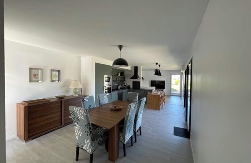 Coetmieux House | Vacation home between land and sea
