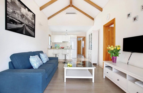 Punta Mujeres House | Vacation Home "Casita Martina" with Sea View, Wi-Fi, A/C & Private Terrace