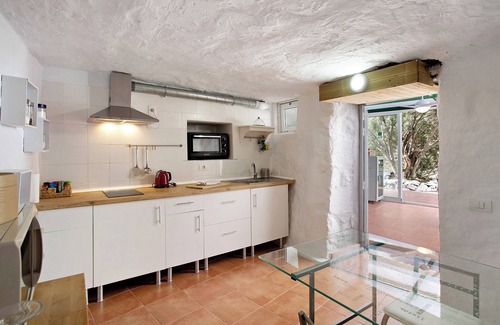 Tejeda House | Vacation Home "Casa Cueva Tejeda 2 Dorm" with Sea View, Private Terrace & Wi-Fi