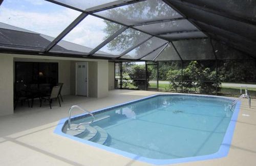 Joel House | Vacation Home Falcon