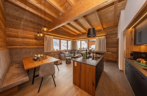 Hinterglemm House | Vacation home for 10 guests with 120m² in Hinterglemm (273715)