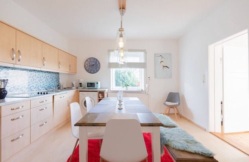 Rosenkranz House | Vacation home Grenzhaus am See for up to 8 people