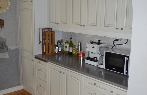 Boda Glasbruk House | Vacation home Humlebo, quiet location on the edge of the village directly by the forest