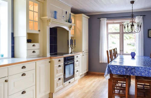 Skudeneshavn House | Vacation home in idyllic location close to the sea, in the "sailing ship town" Skudeneshavn.