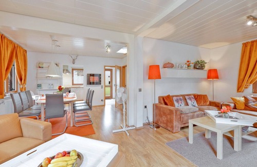 Kirchheim House | Vacation home near Viola (own sauna, 50'-TV, WLAN) in the forest, by the lake