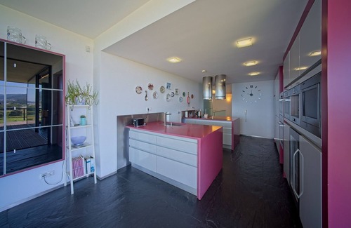 Carreco House | Vacation home with indoor pool and sea view!
