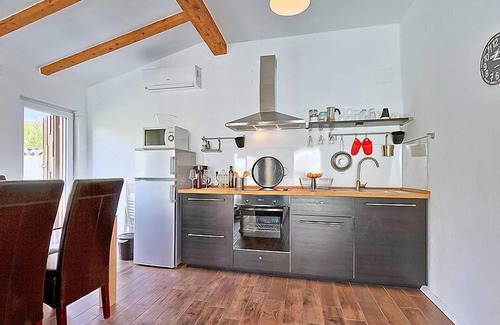 Brkac House | Vacation home Ravan by Interhome