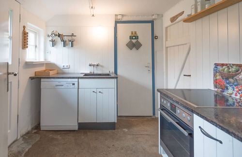 Ostenfeld House | Vacation home Reetdachhaus zur Sandkuhle in Ostenfeld for up to 4 people
