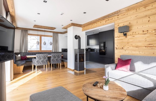 Forstau House | Vacation home Rubin - Holiday lodge Edelstein