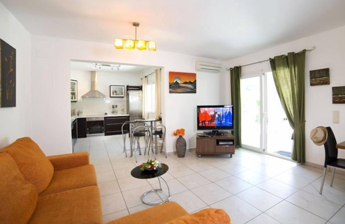 Empedrola House | Vacation home Una by Interhome