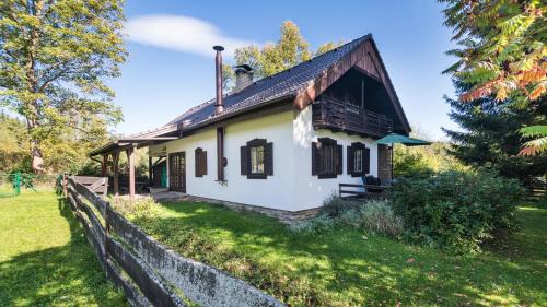 Benesov nad Cernou House | Vacation house KURTOVEC