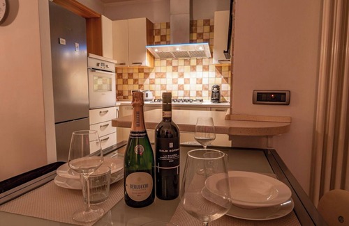 Pegli Apartment | Vacation House Genoa Pegli - car parking - 2 steps from the sea