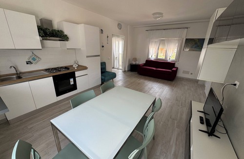 Nettuno Apartment | Vacation House Sea View (at 50mt)