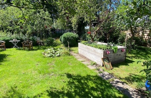 Heide House | Vacation on the North Sea coast in the vacation home Küstenkind with large fenced garden