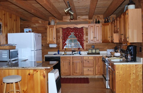 Chester Cabin | Vacation Rental - Choose from 5 nearby mountains or relax in peace & comfort