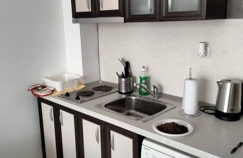 Tankovo Condo | Vacation Studio with Balcony Close To Beach