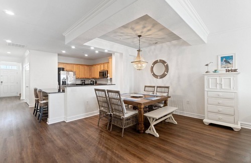 Sandbridge Condo | Vacations are Made for Goo-Fin Off!