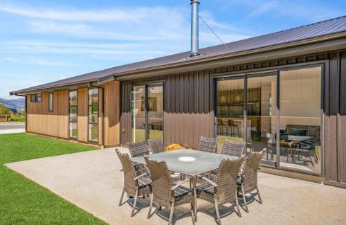 Wanaka House | Vacations on Riverslea