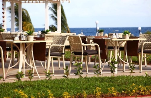 Runaway Bay Resort | Vacay at Runaway Bay Adult Only All Inclusive Resort