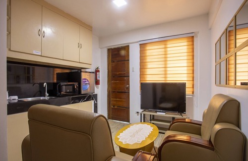 Pembo Hotel | Vaccinated Staff - Capital O 806 Pattaui Residences