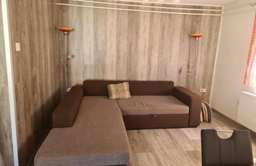 Kiskunmajsa House | Vaddinszó lak