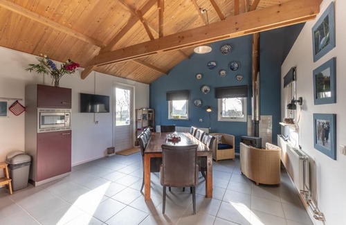 Idsegahuizum House | Vakantiehuisje De Geitenstal
