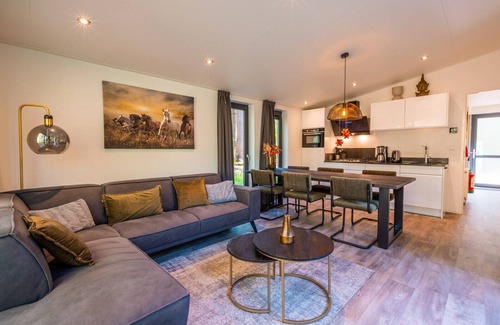 Municipality of Westerveld Ski Chalet | Vakantiepark De Wiltzangh - Cube Split 6